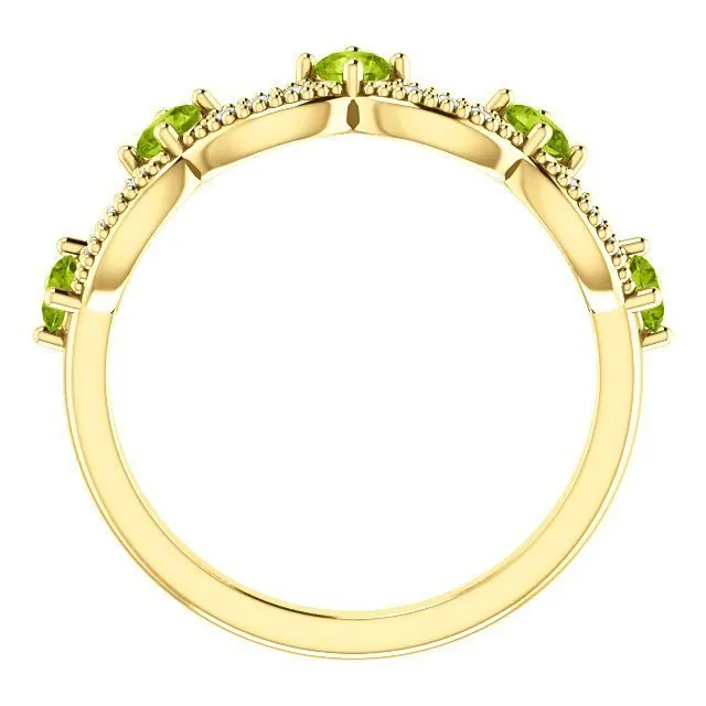 14KT GOLD 0.65 CTW PERIDOT & 0.06 CTW DIAMOND ACCENT CROWN RING