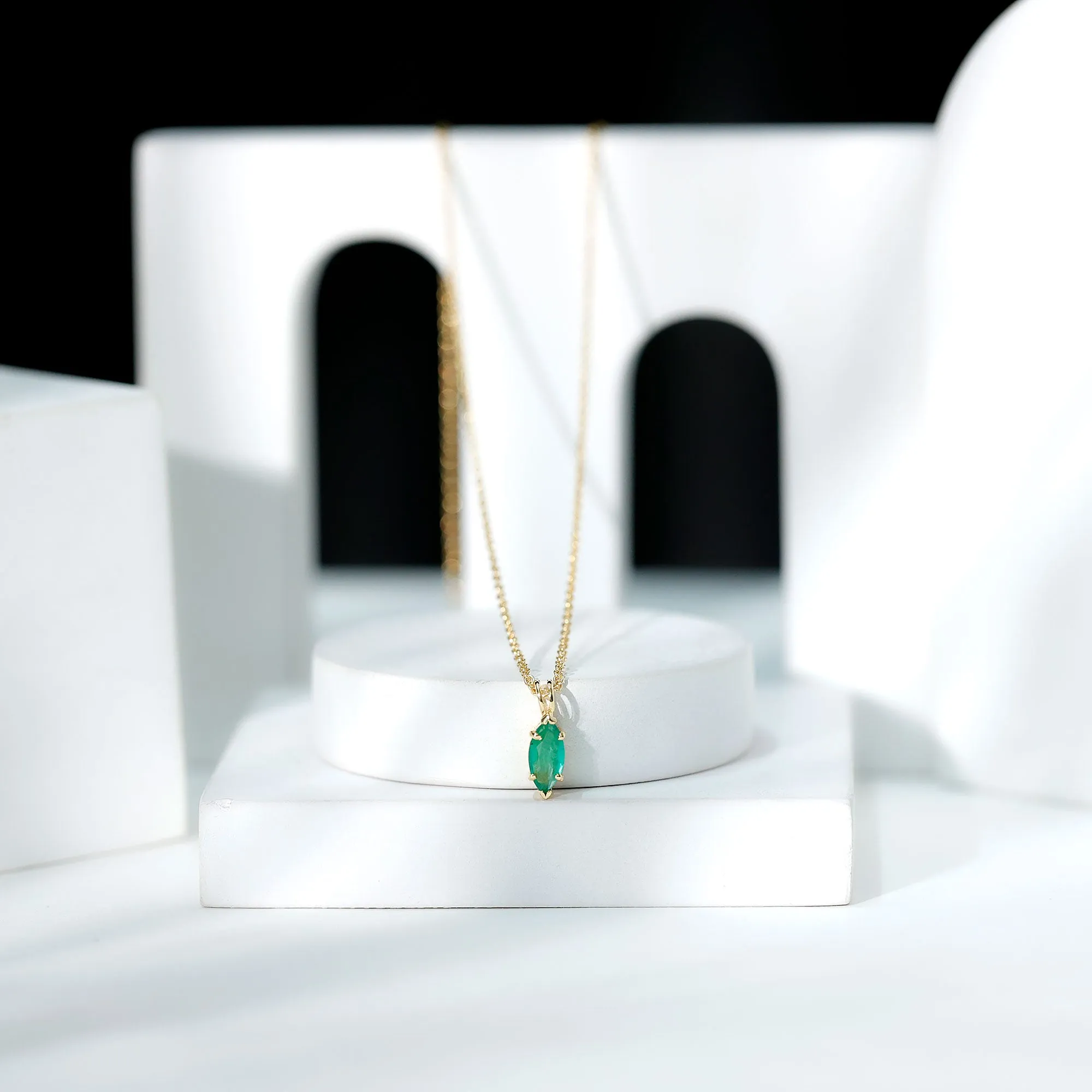 3/4 CT Marquise Cut Emerald Solitaire Drop Pendant Necklace