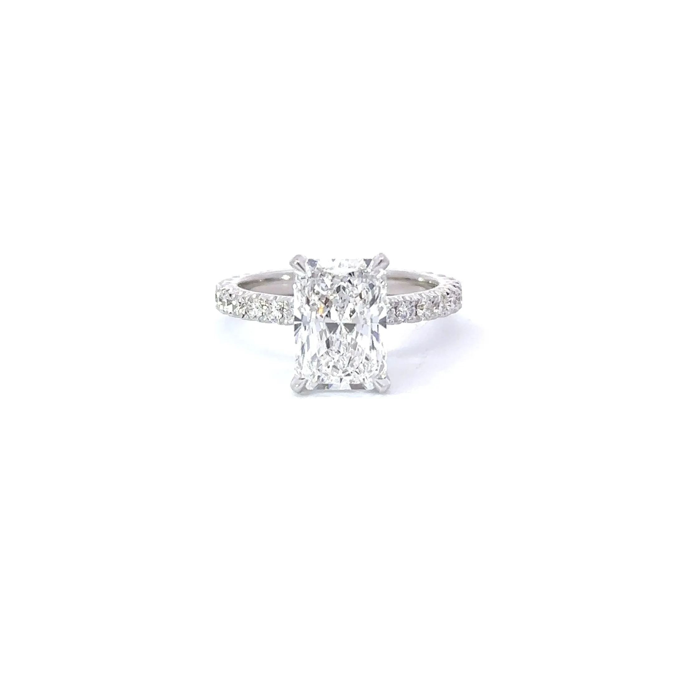 4.00-4.99 Carat Radiant Lab Grown Diamond Engagement Ring with Signature Setting