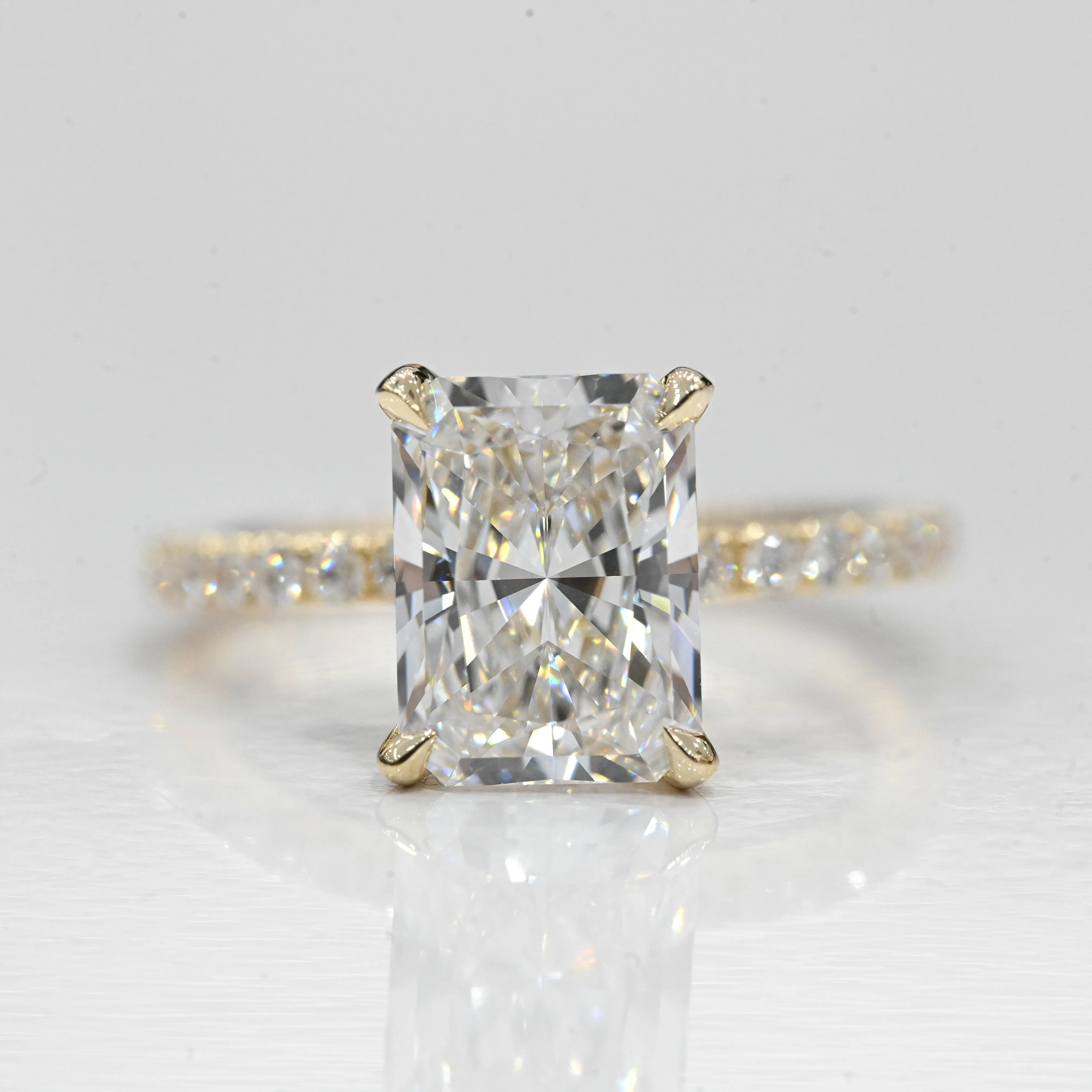 4.00-4.99 Carat Radiant Lab Grown Diamond Engagement Ring with Signature Setting