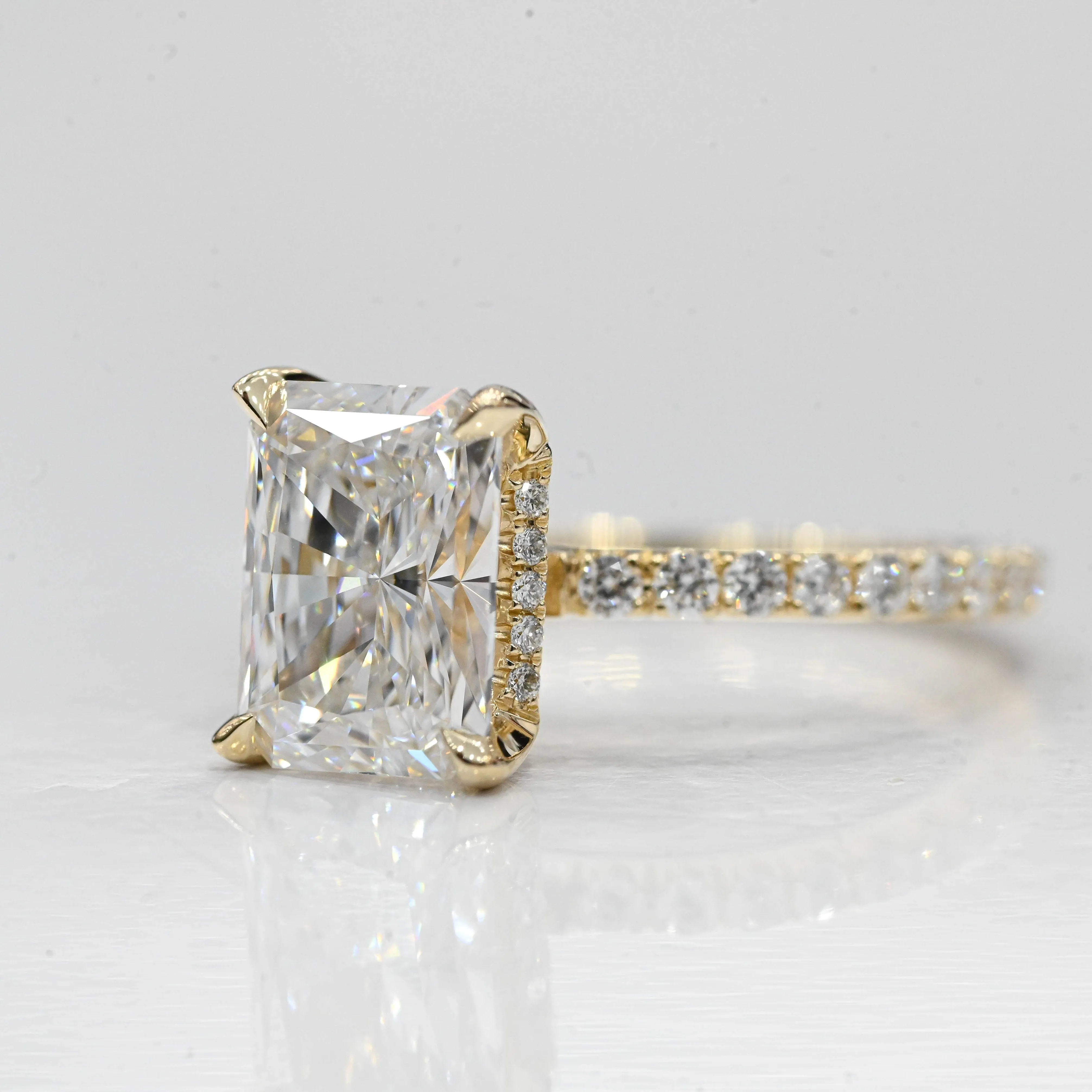 4.00-4.99 Carat Radiant Lab Grown Diamond Engagement Ring with Signature Setting