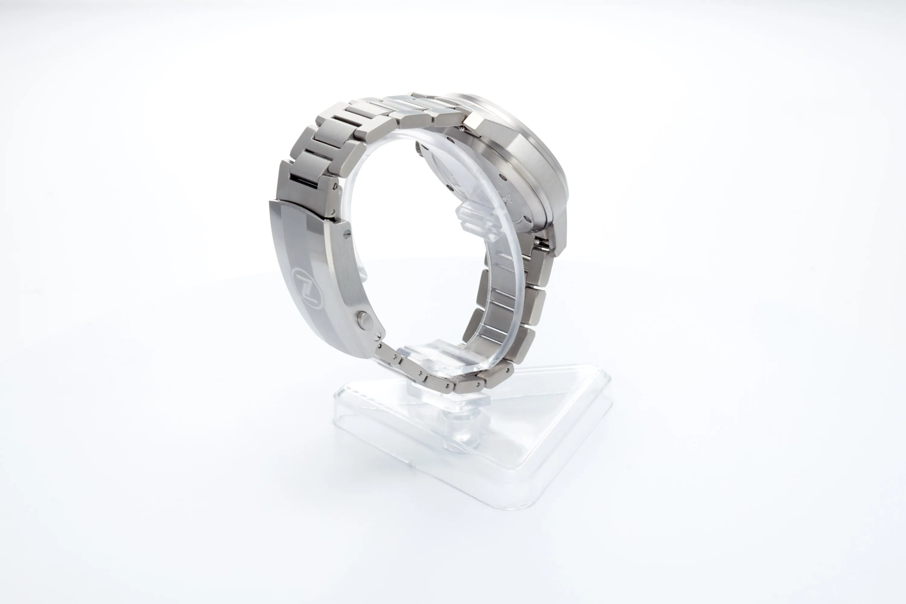 Aurora Field 38mm Ti 'Crystallised Ti' Limited Edition