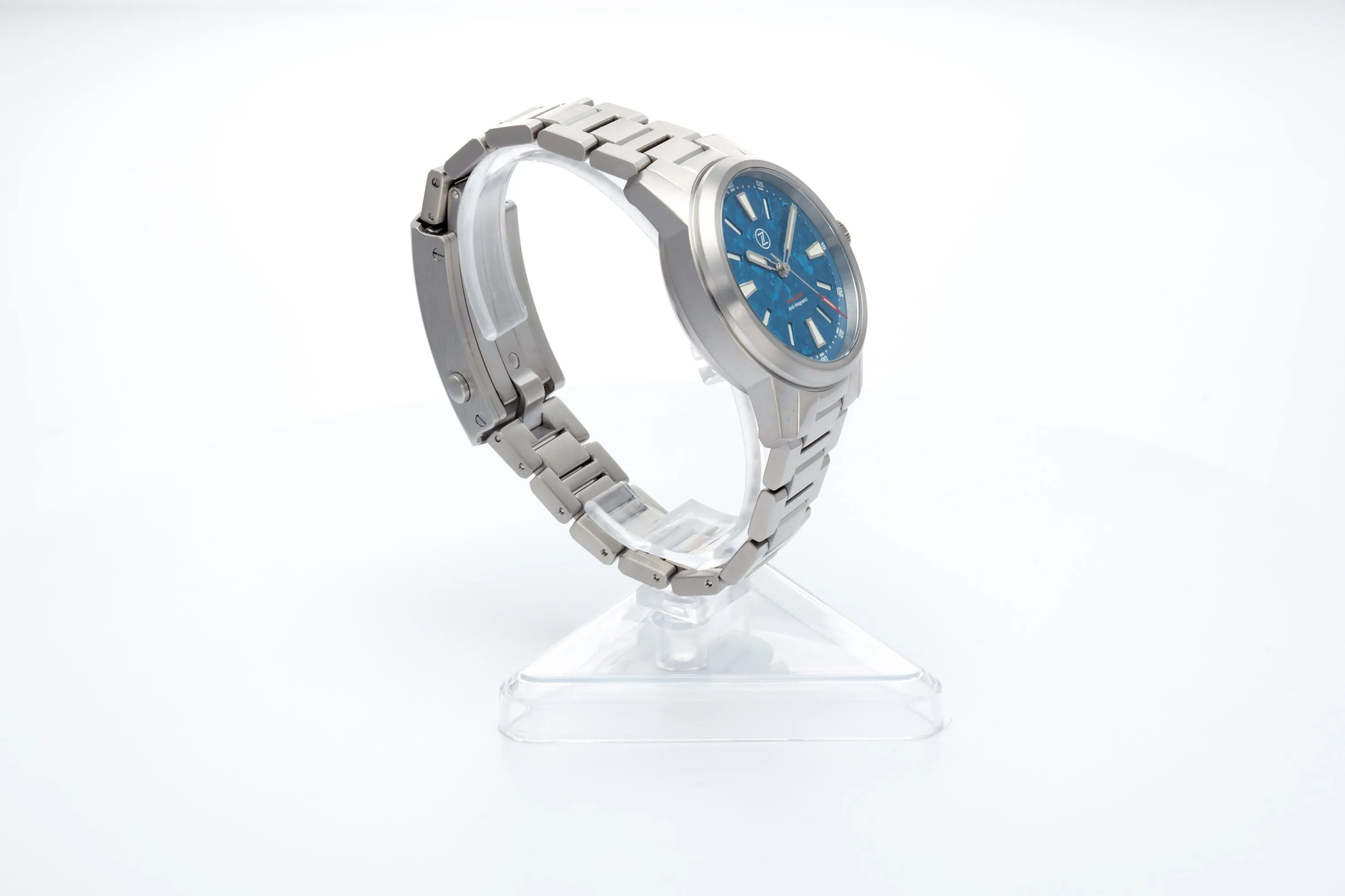 Aurora Field 38mm Ti 'Crystallised Ti' Limited Edition