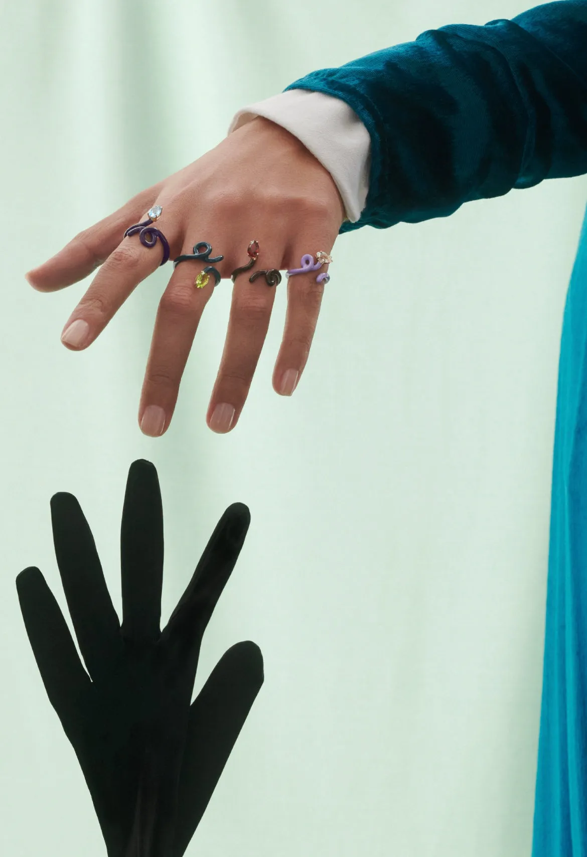 BABY VINE RING ~ IN TEAL