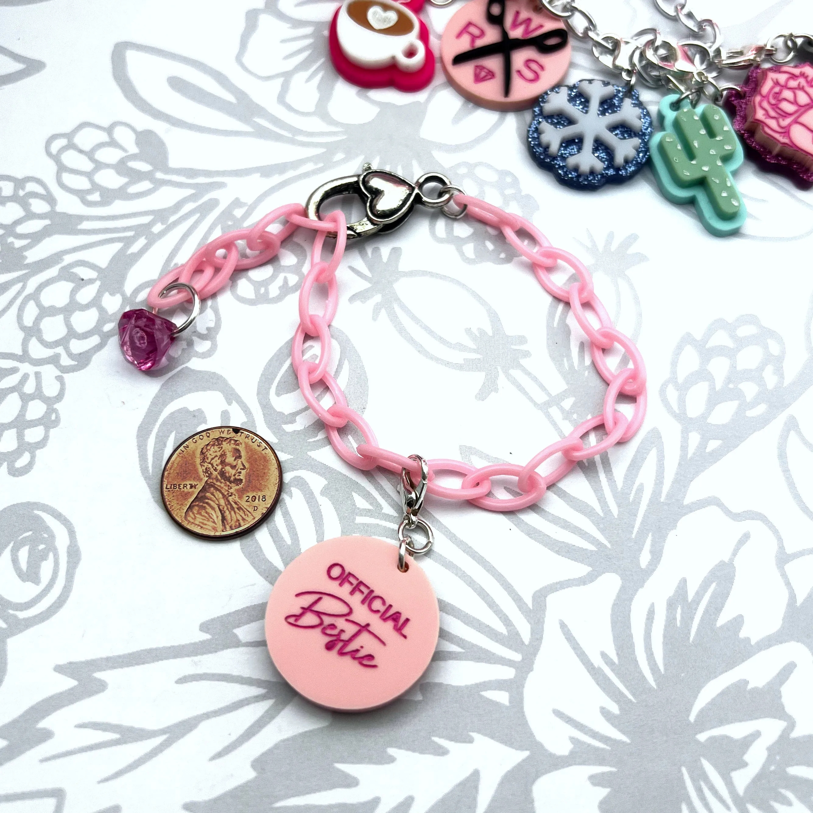 Bestie Charm Club Bracelet in Pink