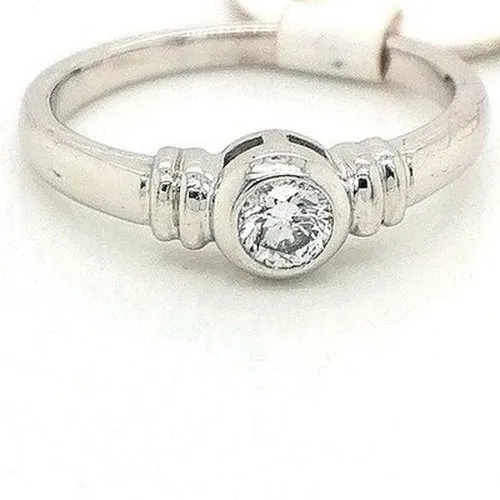 Brilliant Cut Rub Over setting Ring