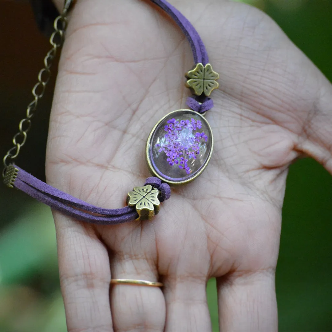 Charmed Cameo Real Dried Flower Bracelet