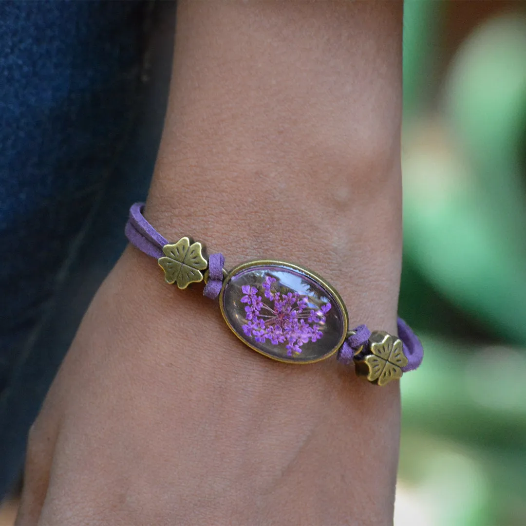 Charmed Cameo Real Dried Flower Bracelet