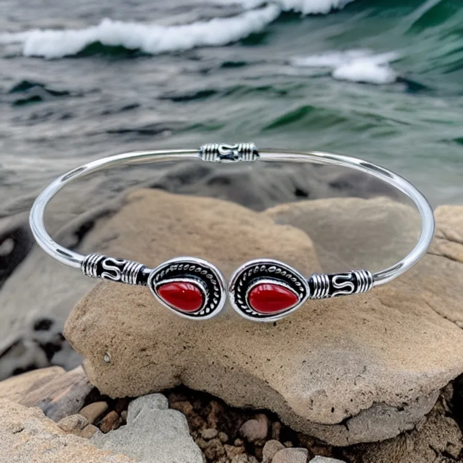 Coral, Cuff bracelet