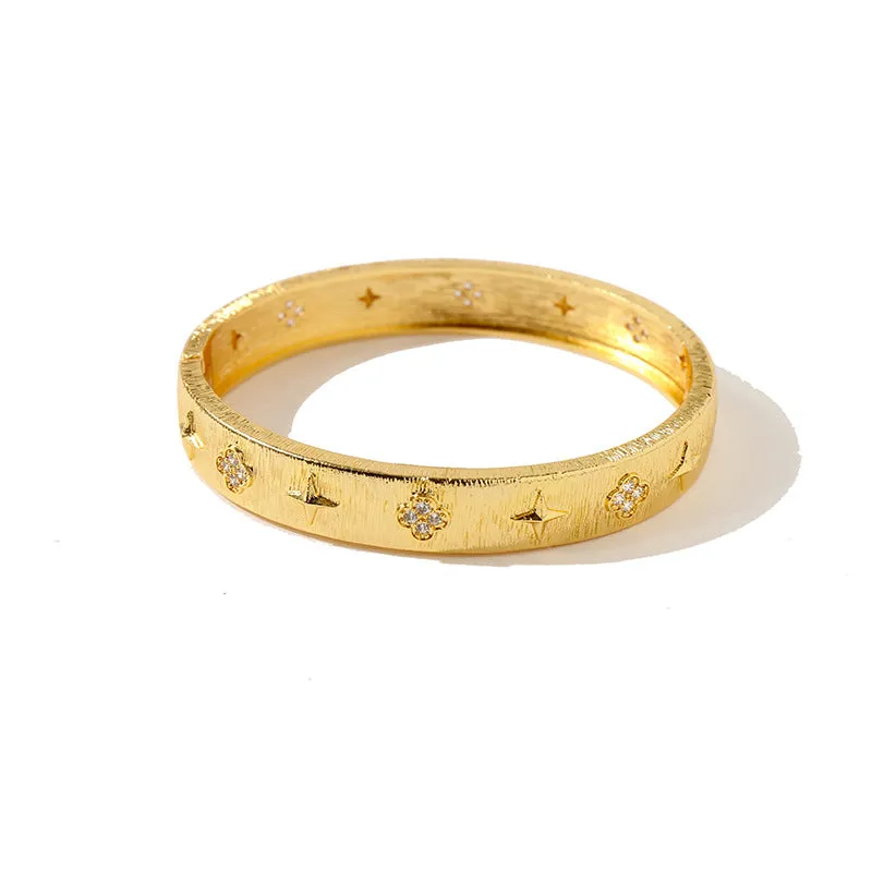 European And American Vintage Brushed Face Star Four-leaf Flower Small Diamond Bracelet