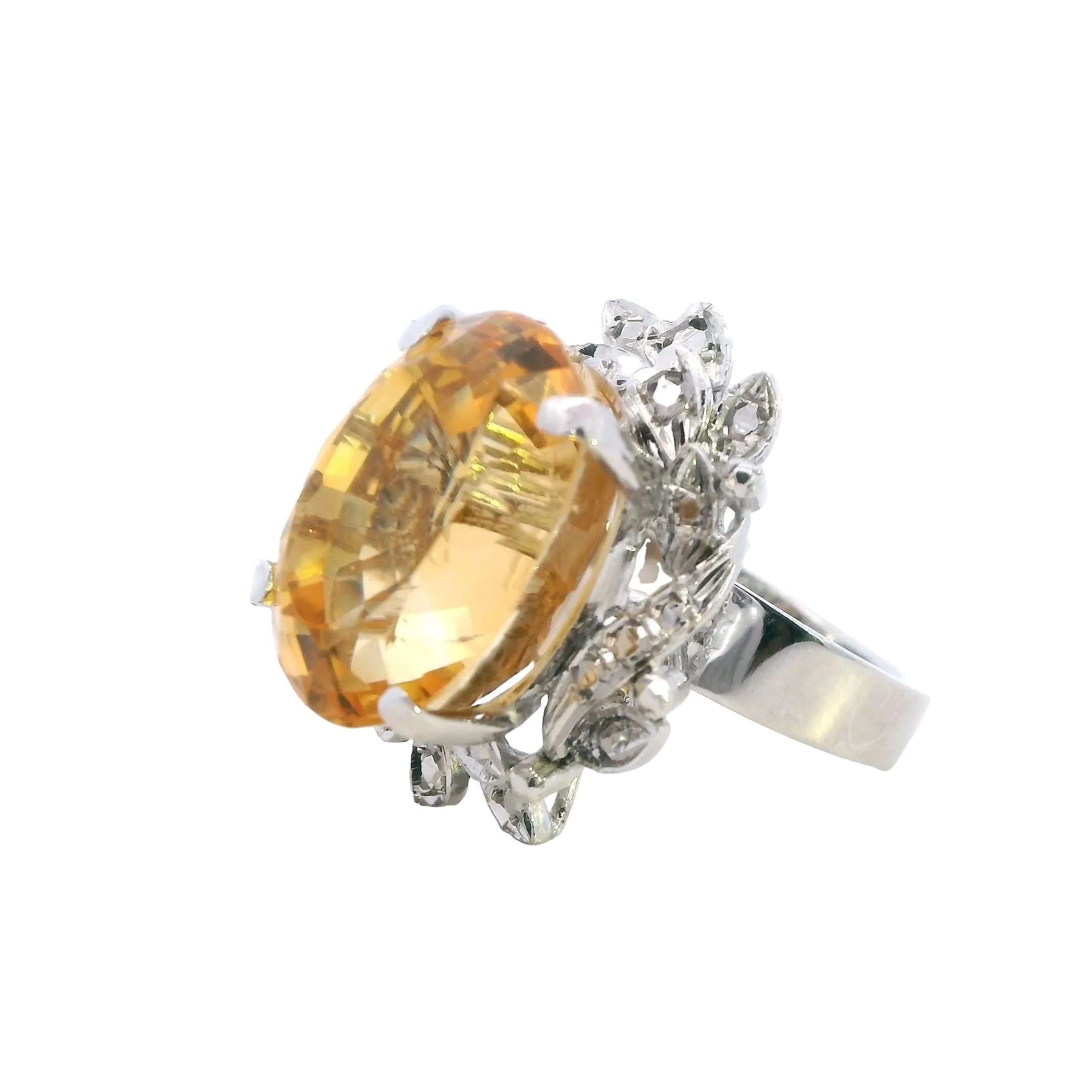 Exquisite 9ct White Gold Single Stone Citrine Ring