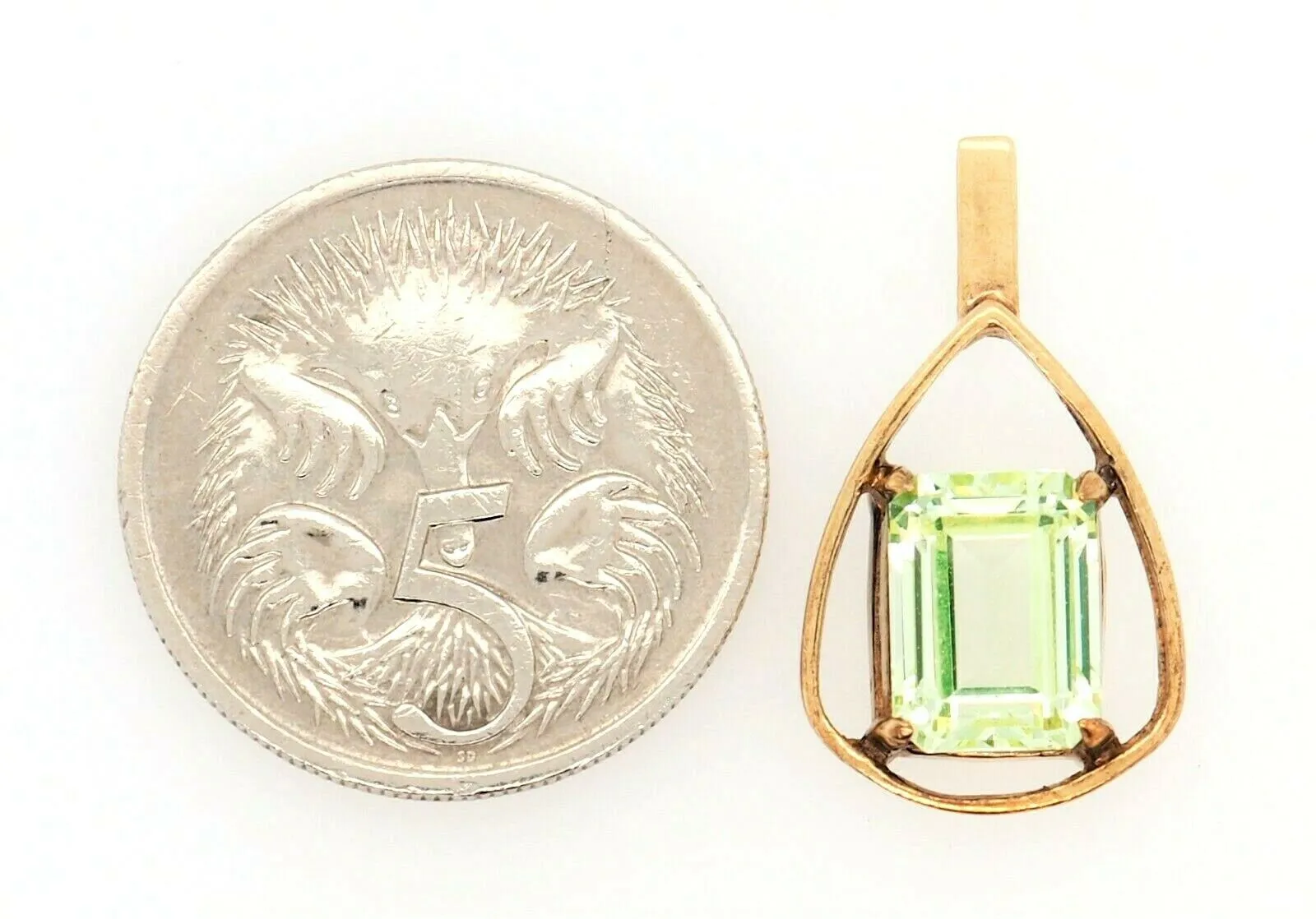 Green Spinel 9ct Yellow Gold Pendant