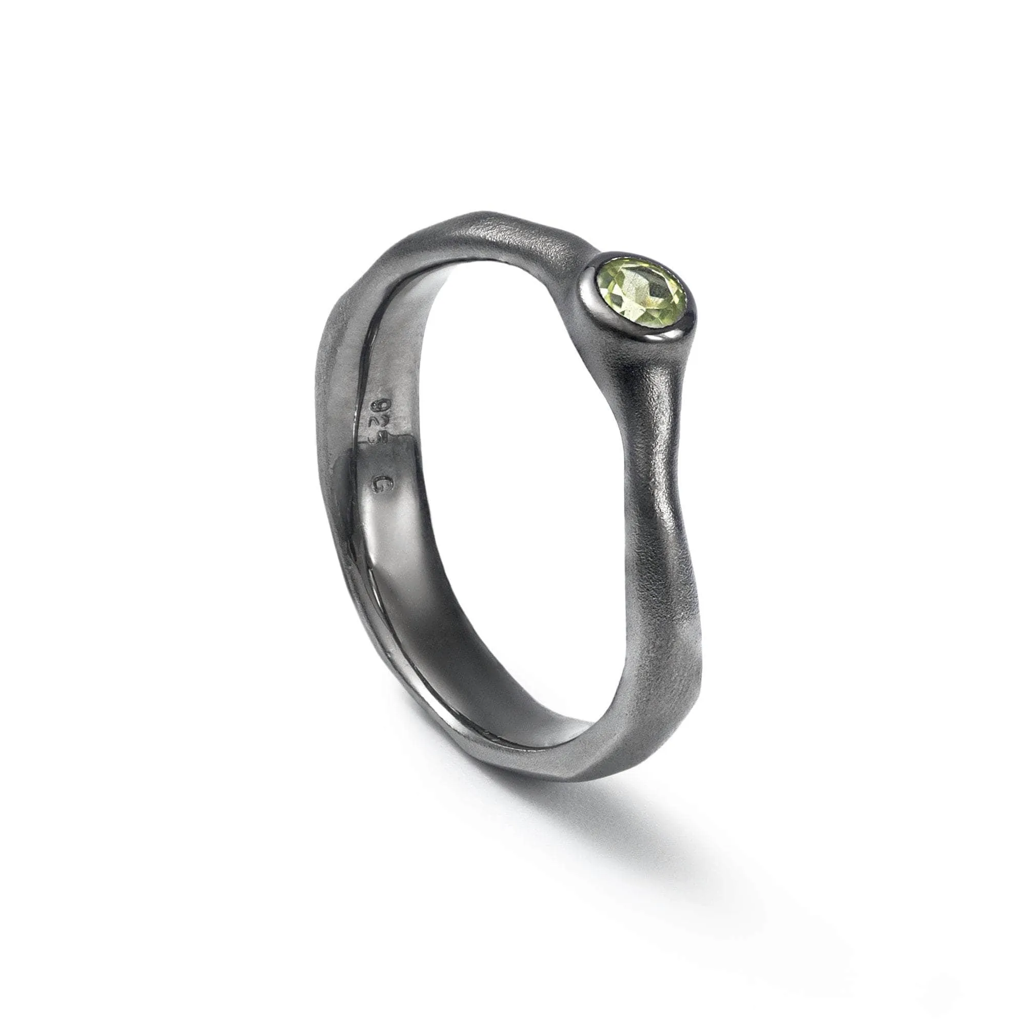 Harra Peridot Ring