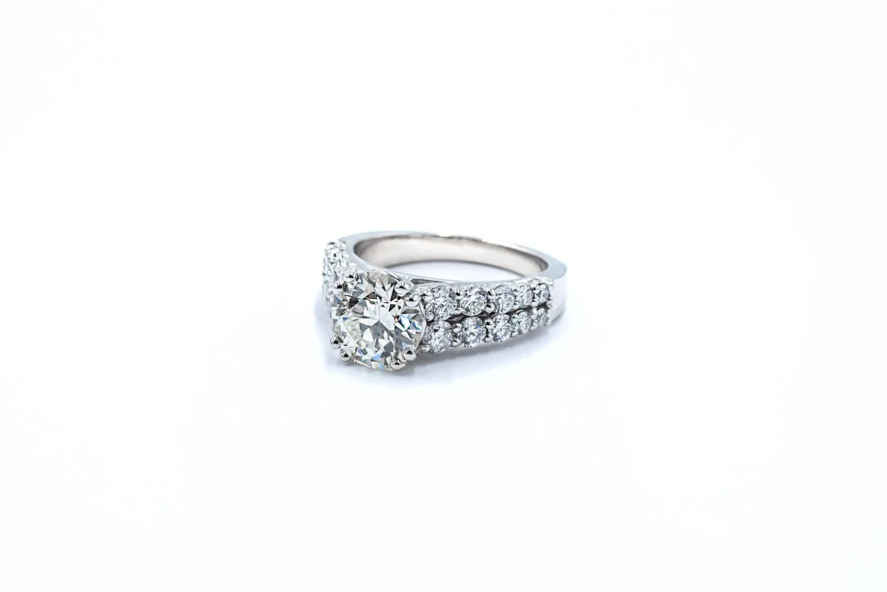 Luminar 1.64 ctw GIA Certified Diamond Engagement Ring