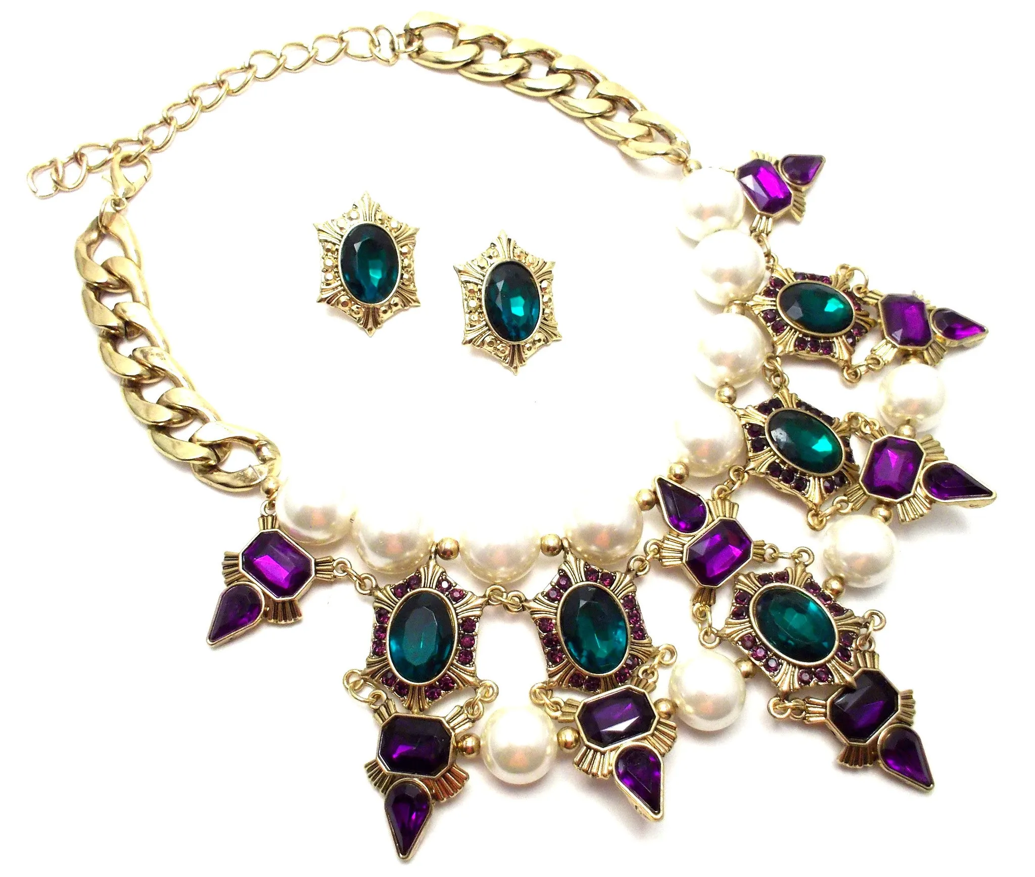Luxe Chunky Pearl & Deco Jeweled Statement Necklace- Purple & Emerald