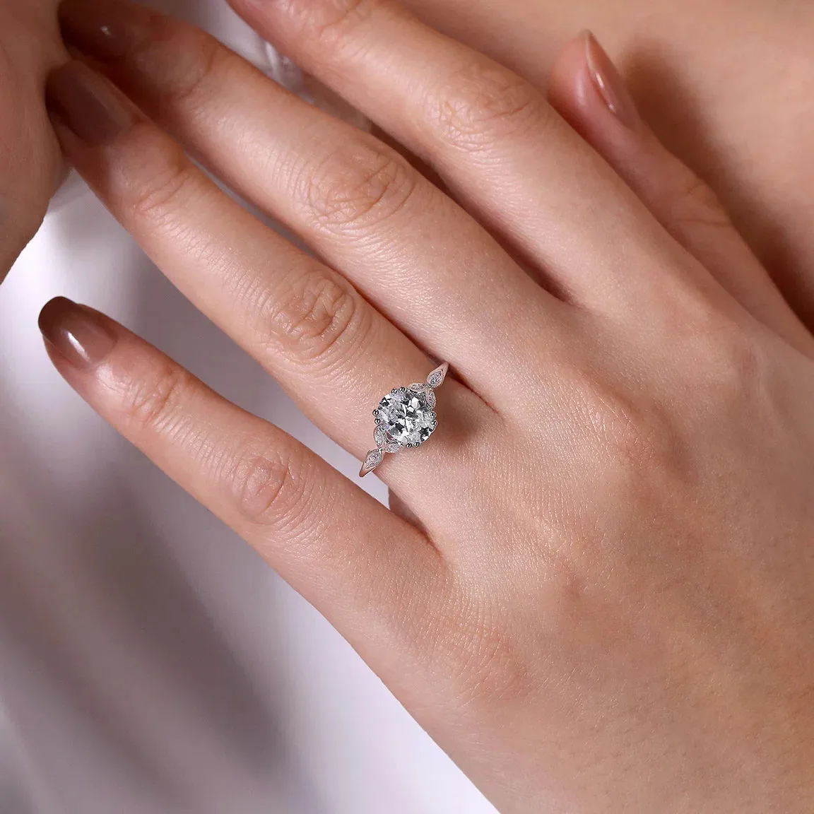 Oval and Petal Diamond Engagement Ring Mounting