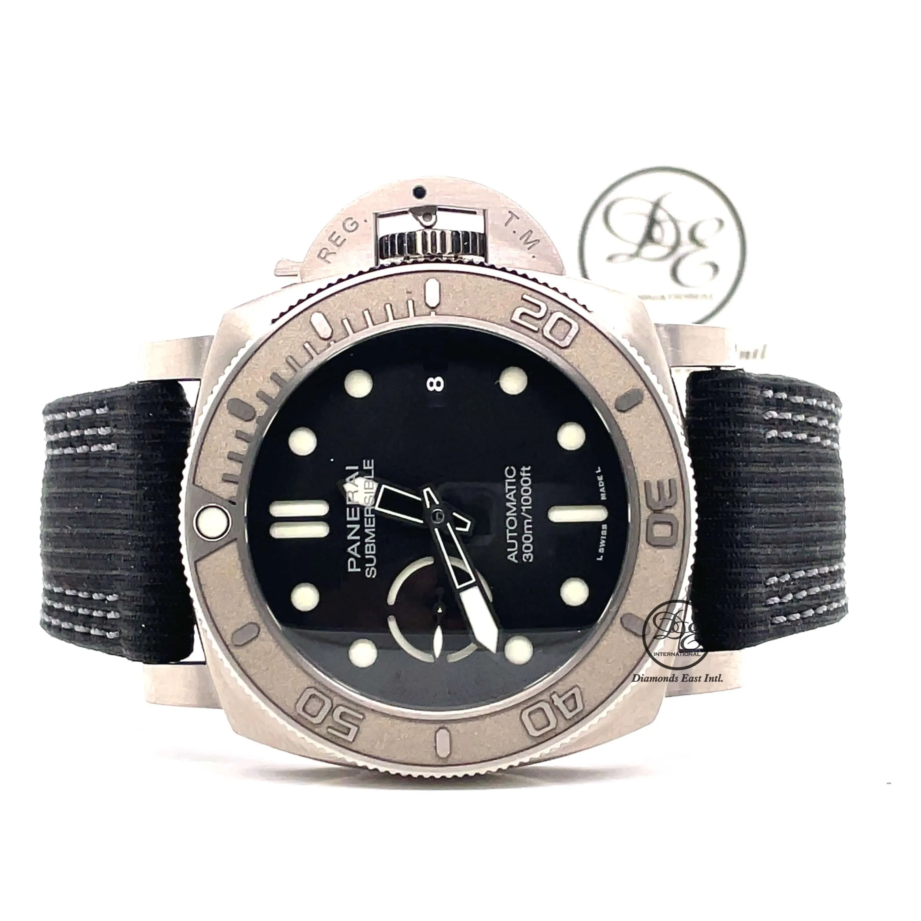 Panerai Luminor Submersible PAM00984 MIKE HORN EDITION 47MM TITANIUM UNWORN