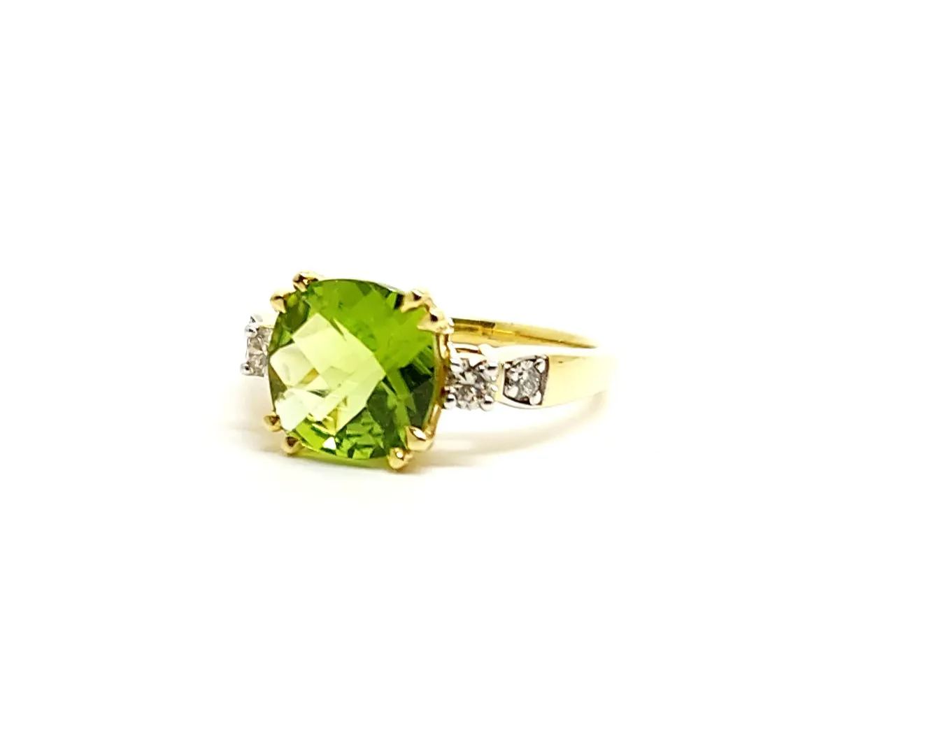 Peridot and Diamond Ring in 14k Yellow Gold