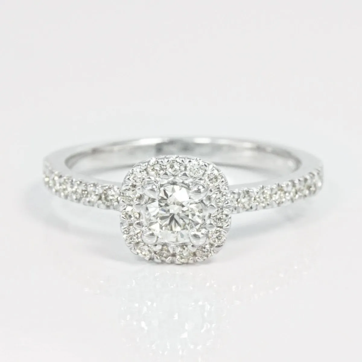 Radiant 0.85CT Round Cut Diamond Engagement Ring in 14KT White Gold