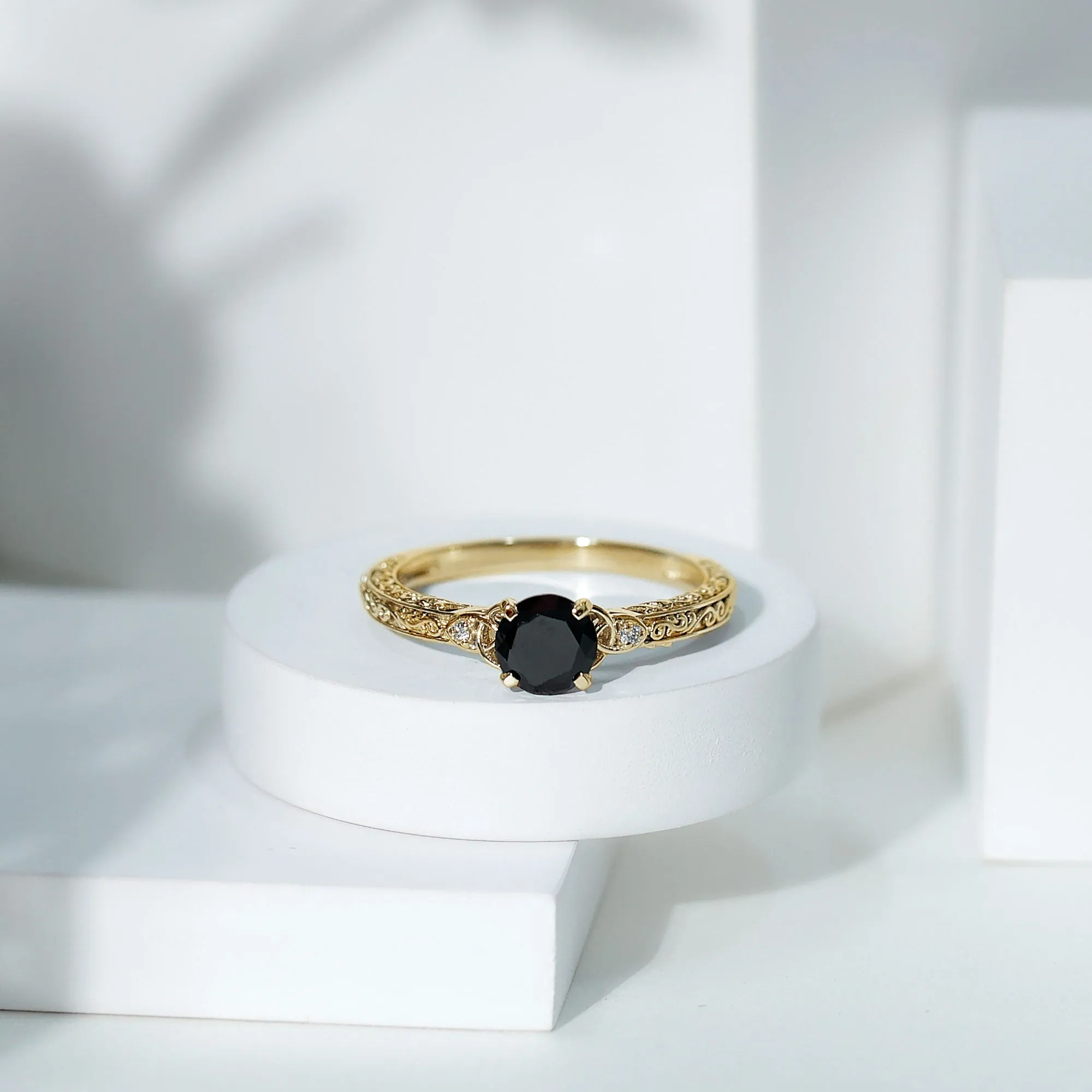 Solitaire Black Onyx Celtic Knot Engagement Ring with Diamond