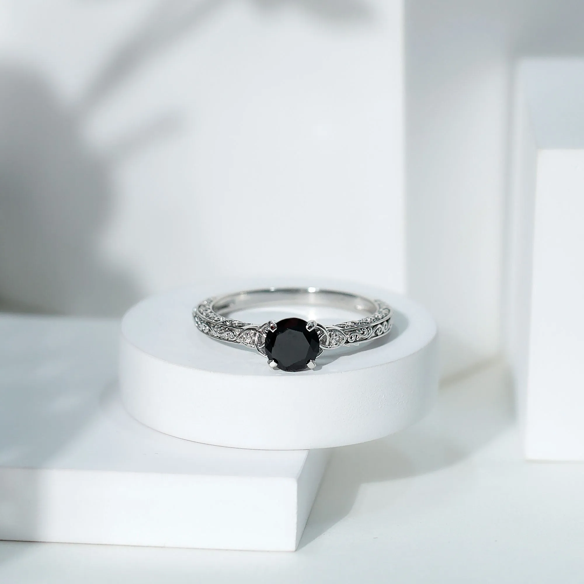 Solitaire Black Onyx Celtic Knot Engagement Ring with Diamond