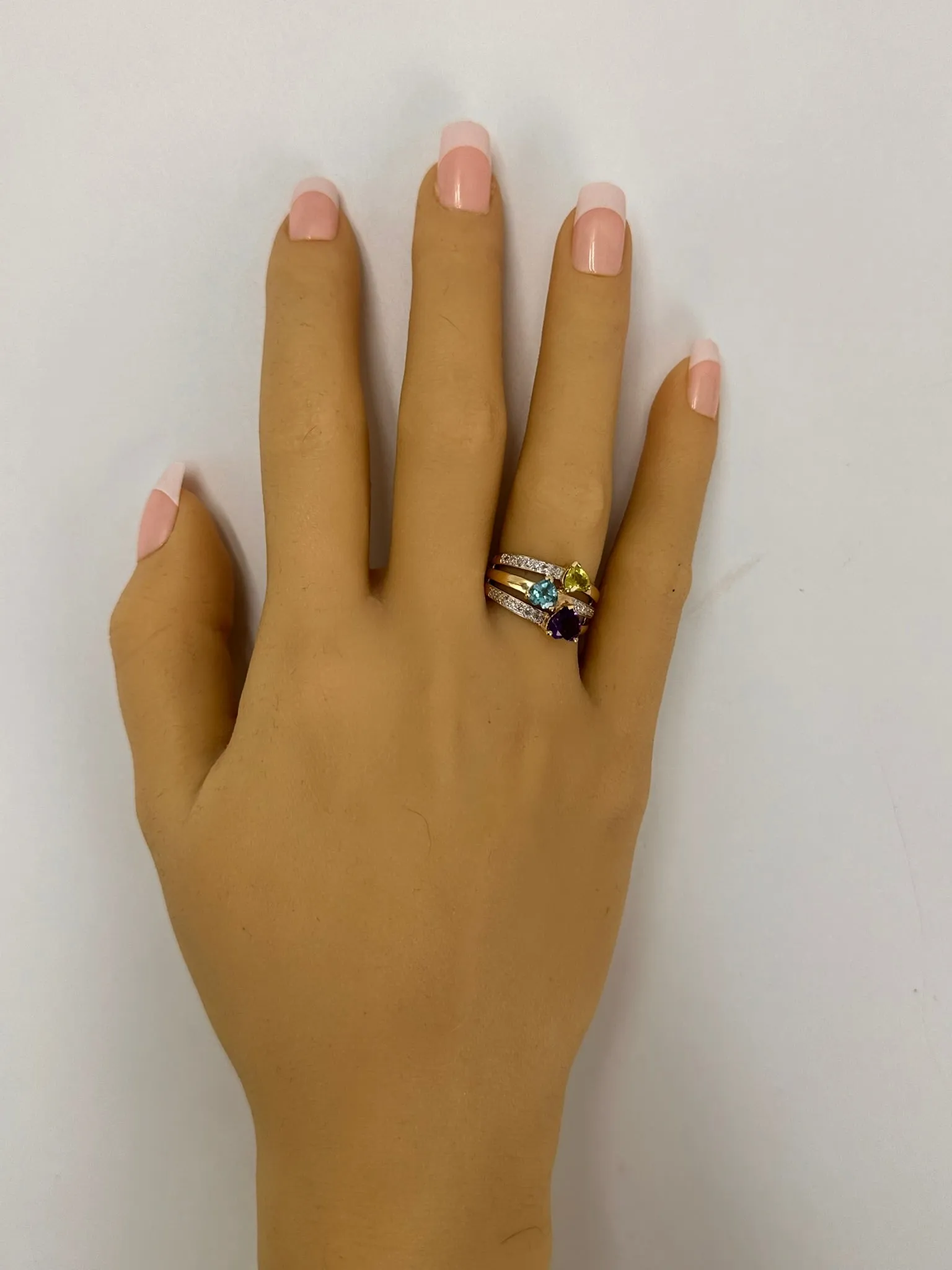 Stunning 9ct Yellow Gold Amethyst, Topaz, Peridot & Diamond Ring