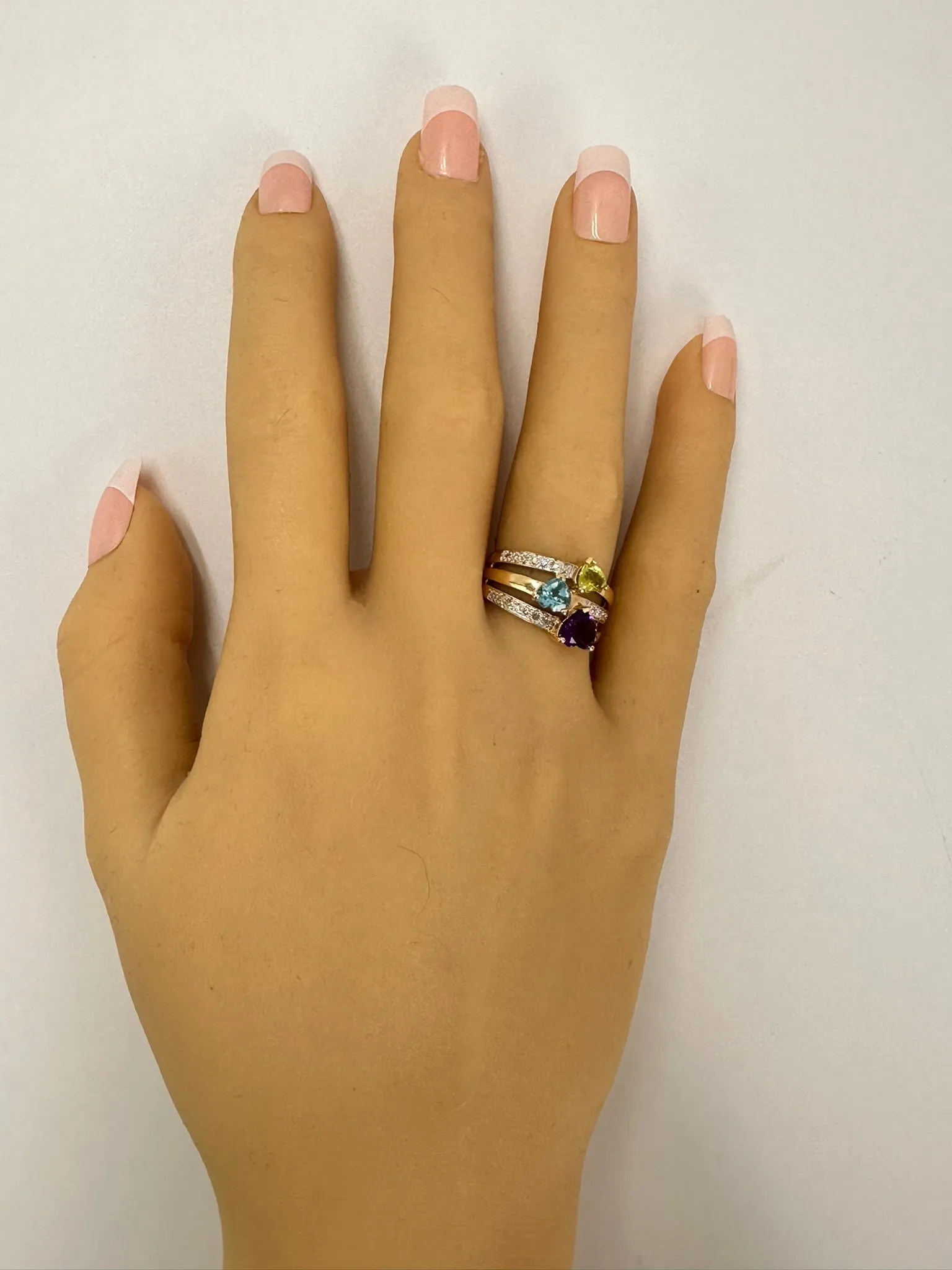 Stunning 9ct Yellow Gold Amethyst, Topaz, Peridot & Diamond Ring