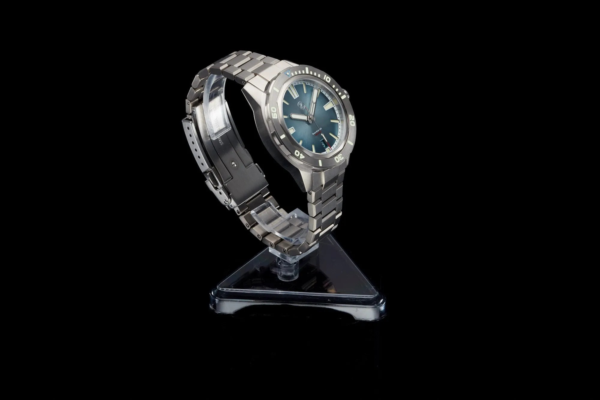Swordfish 40mm Ti Slate Blue