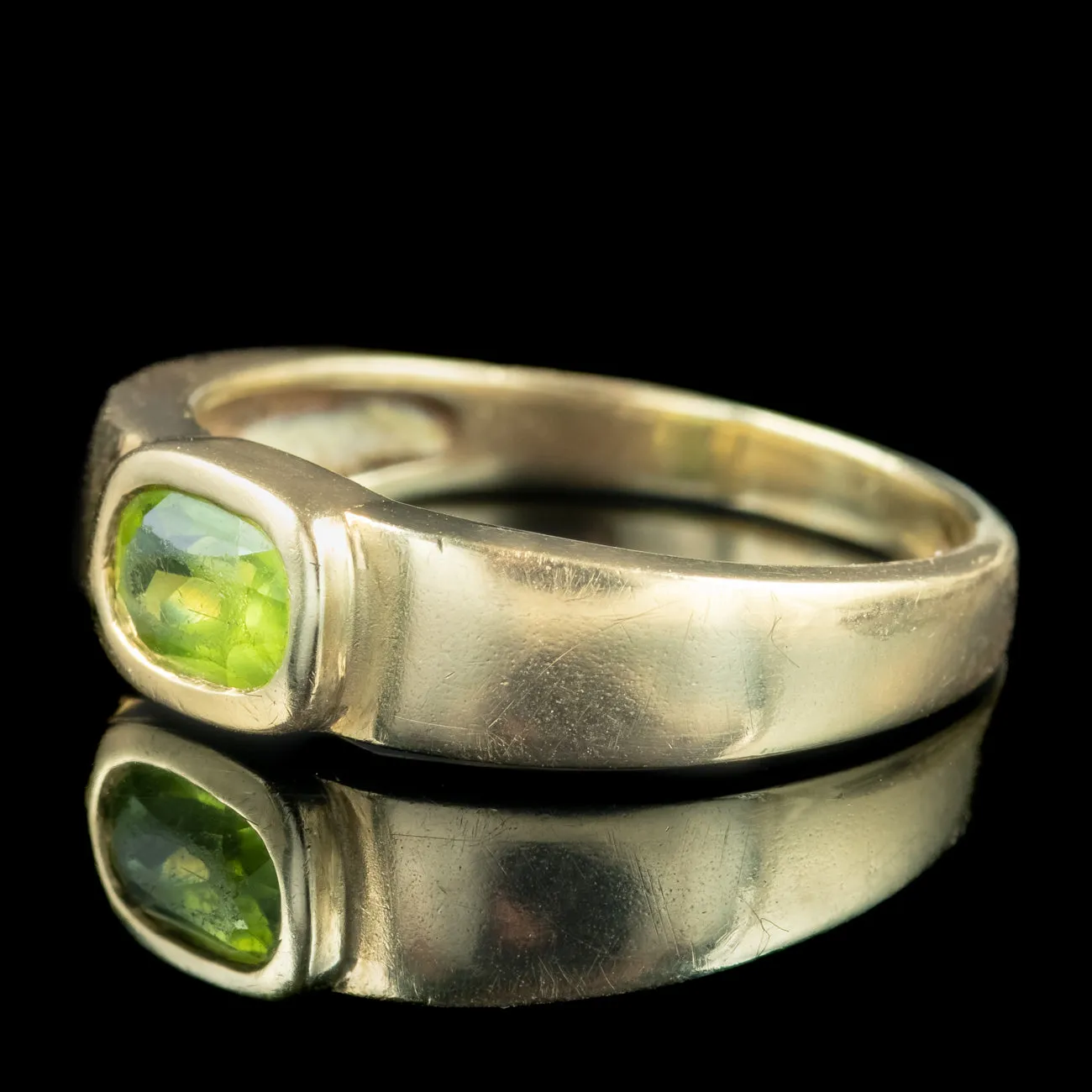 Vintage Peridot Band Ring 0.35ct Peridot